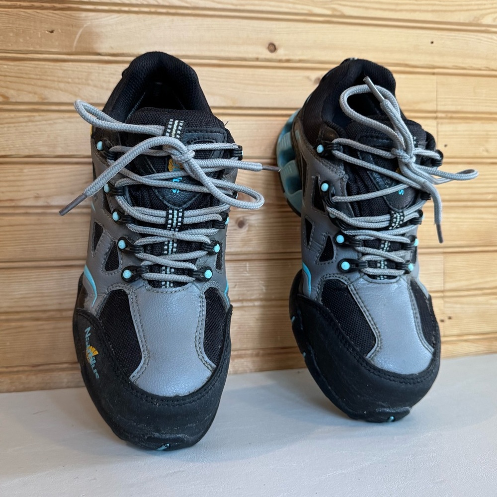Nautilus Safety Shoes Women’s Size 8 Grey Black Aqua